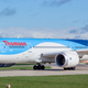 Illustration for article titled Man Punches And Cracks A Magical 787 Dreamliner Window